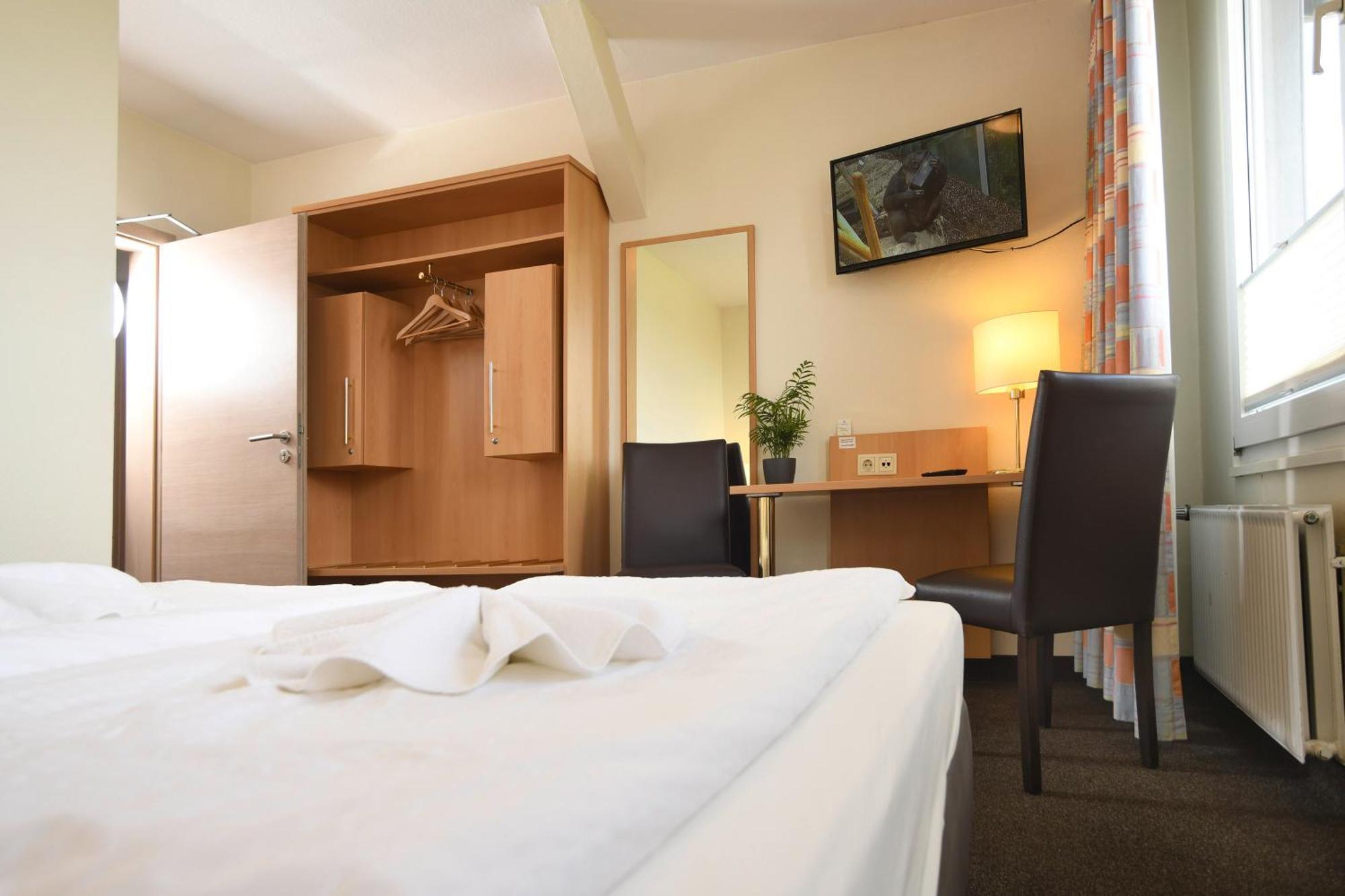 Hotel Kiekenstein Stahle Exteriör bild