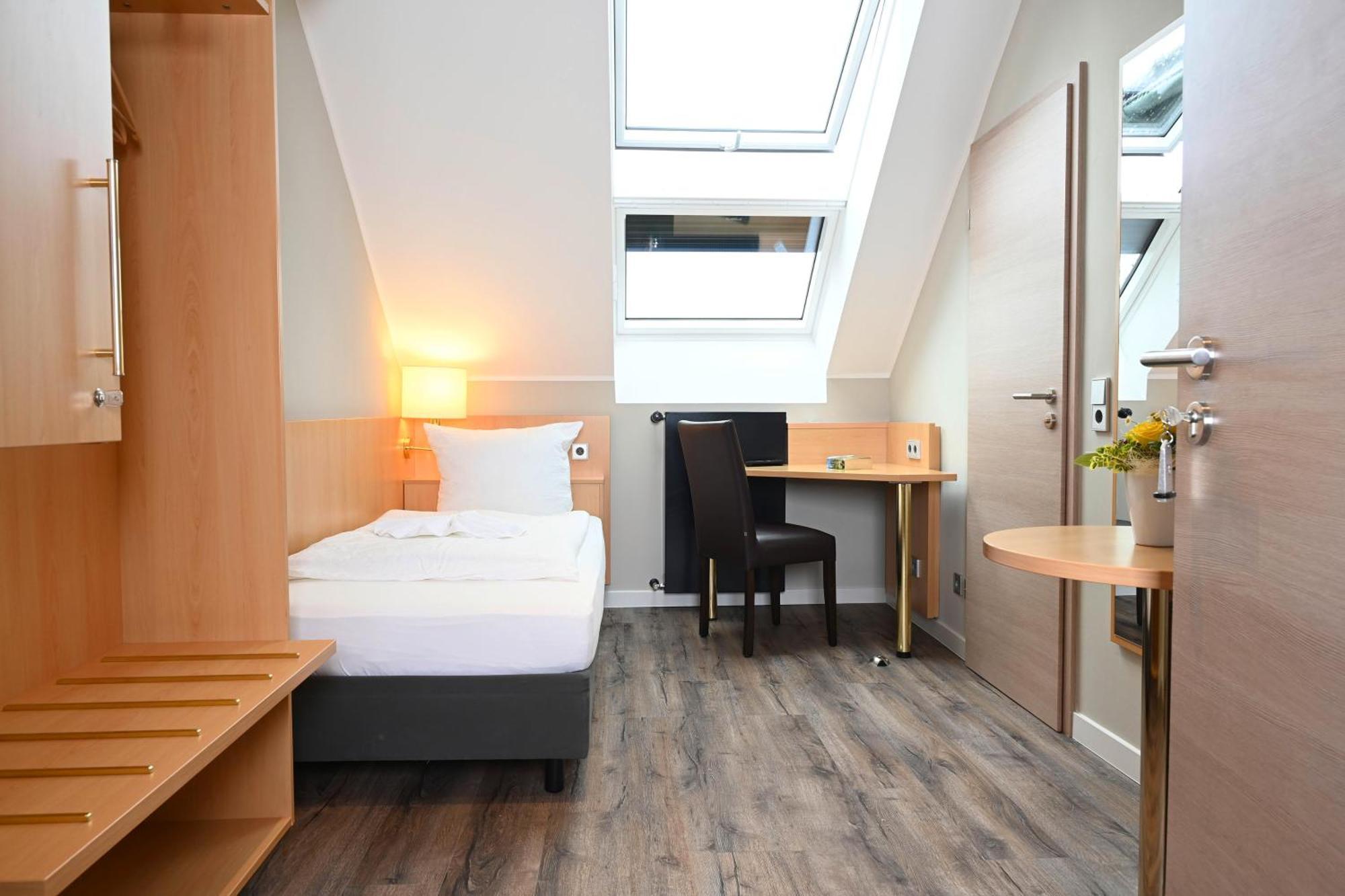 Hotel Kiekenstein Stahle Exteriör bild